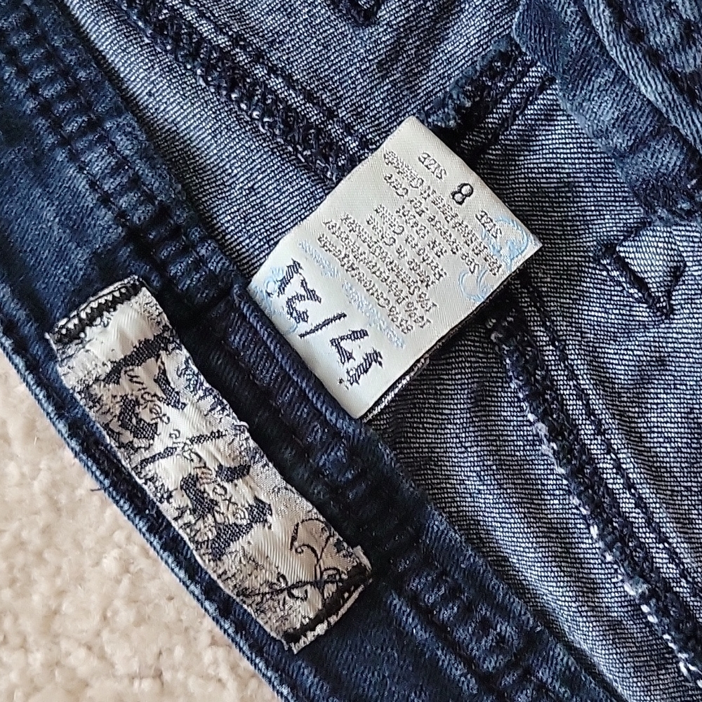 Jean Capri Pants Size 8 - Picture 3 of 4